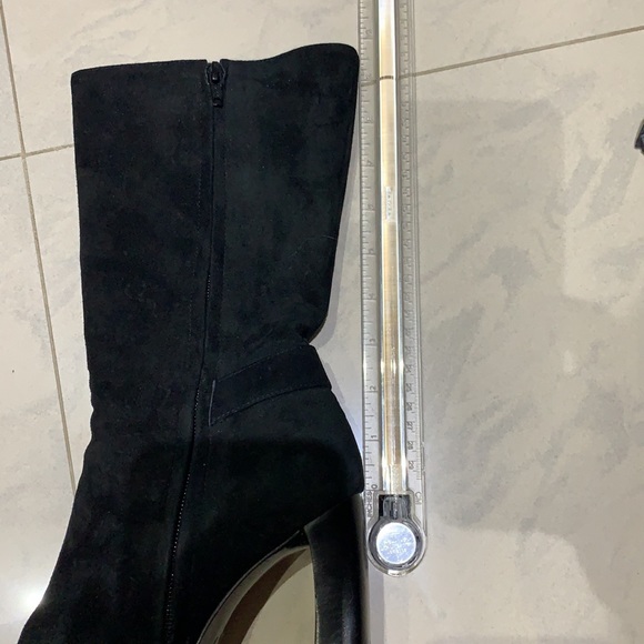 Gucci suede boots - Picture 12 of 14